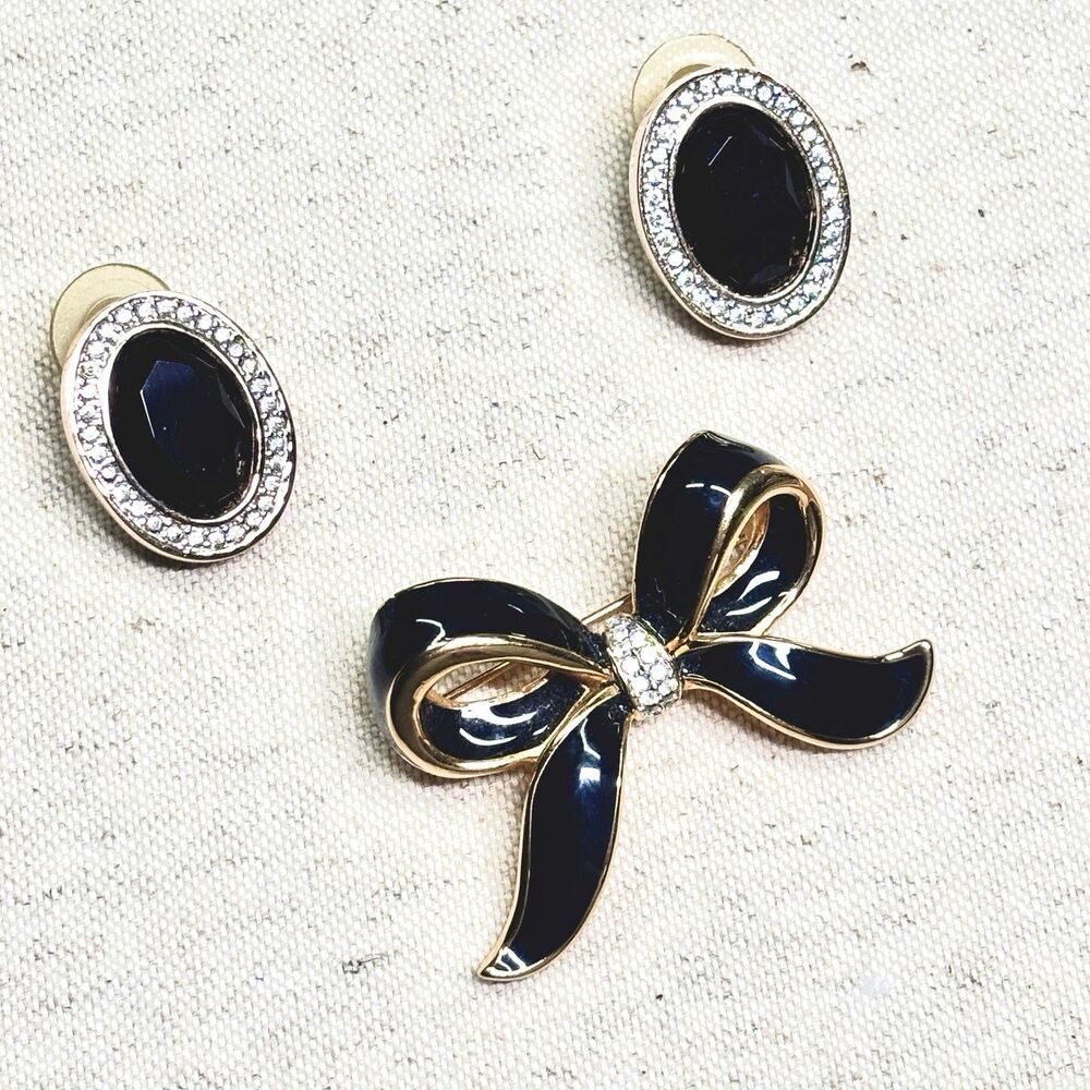 Vintage Swarovski SAL DS.Co Black Enamel Bow Brooch & Earrings Demi Parure